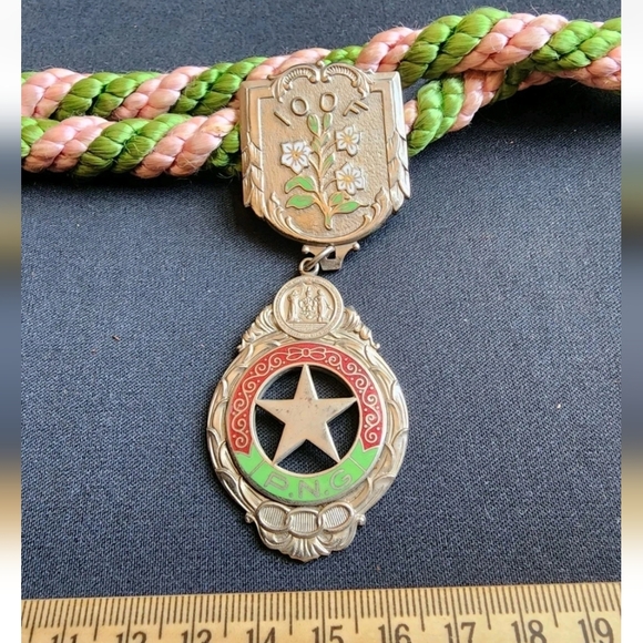 Antique, vintage, designer costume jewelry, fine precious  Vintage Odd Fellows IOOF PNG Post Noble Grand Lodge Necklace Medallion